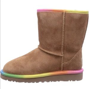 Chestnut & Rainbow UGG Boots Big Girl Size 3